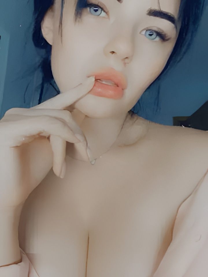 Эдита привлекательная девушка из Туапсе цена от 10000 руб