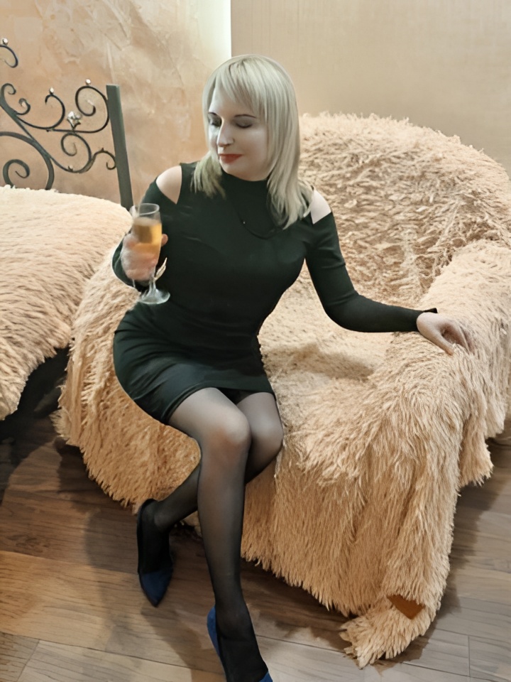 Индивидуалка Катенька, доступна для личного знакомства от 10000 руб